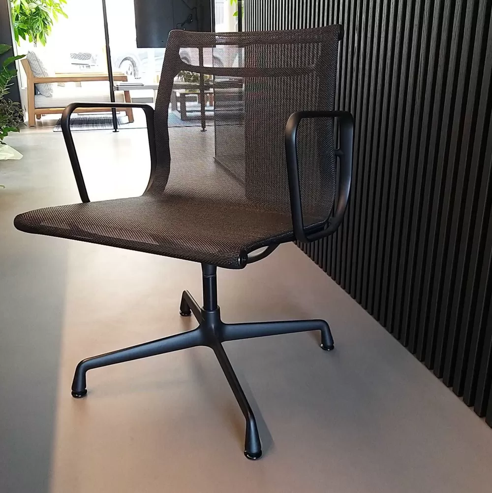 Sedie Da Ufficio^Vitra Aluminium Chair Ea108 | Poltrona Per Ufficio | Nero | Ex-Display