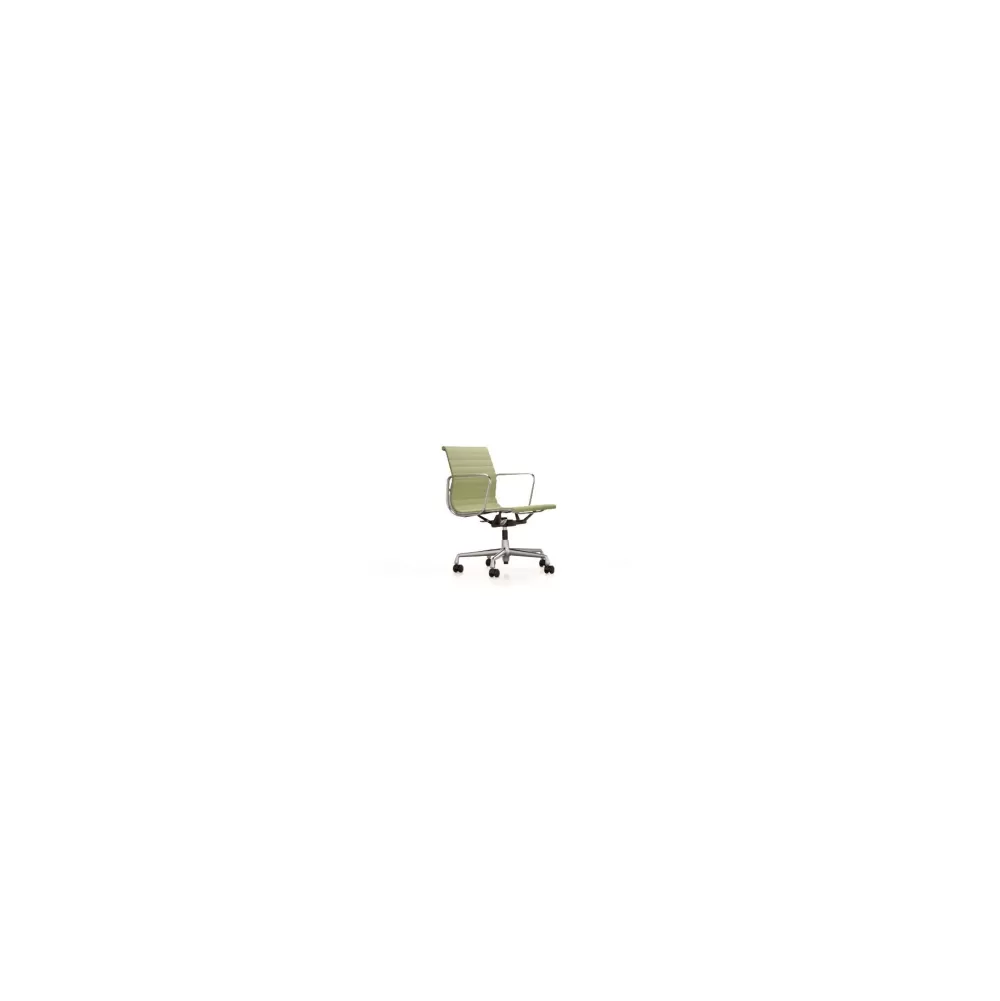 Sedie Da Ufficio^Vitra Aluminium Chair Ea 117 | Poltrona Ufficio | Verde Prato / Avorio