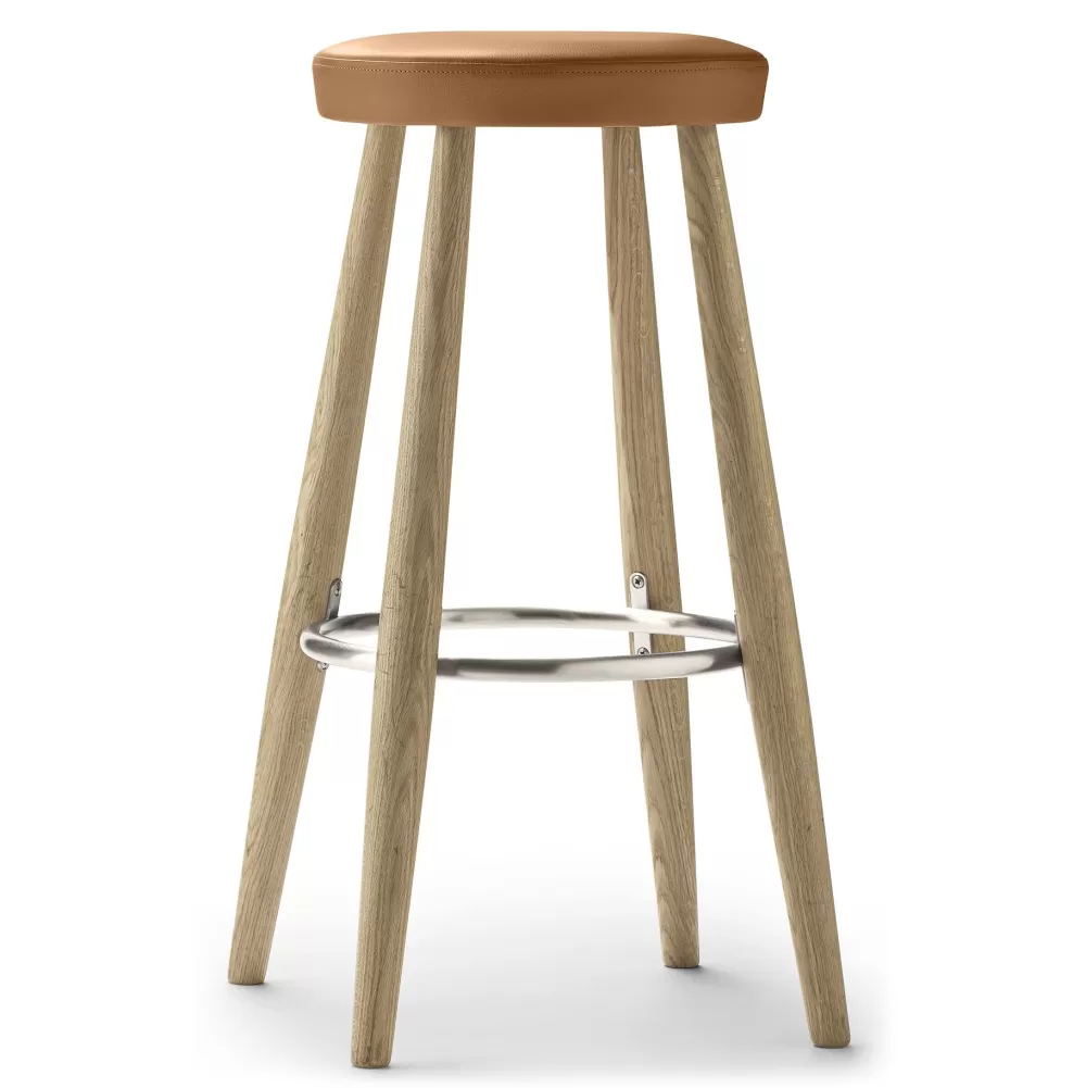 Sgabelli^Carl Hansen & Søn Ch56 | Sgabello | Rovere Saponato - Pelle Cognac