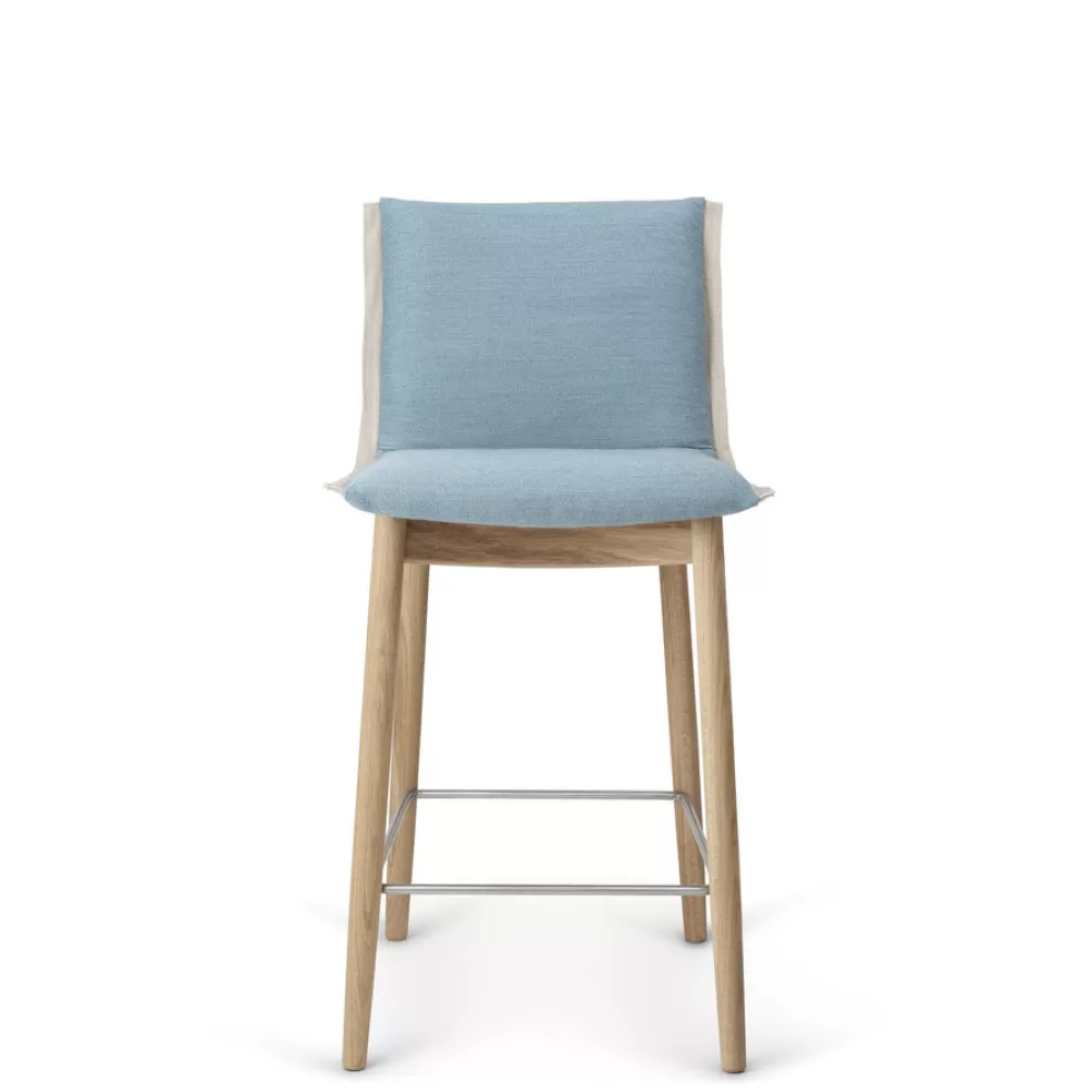 Sgabelli^Carl Hansen & Søn E007 Embrace Bar Stool | Sgabello | Rovere - Tessuto