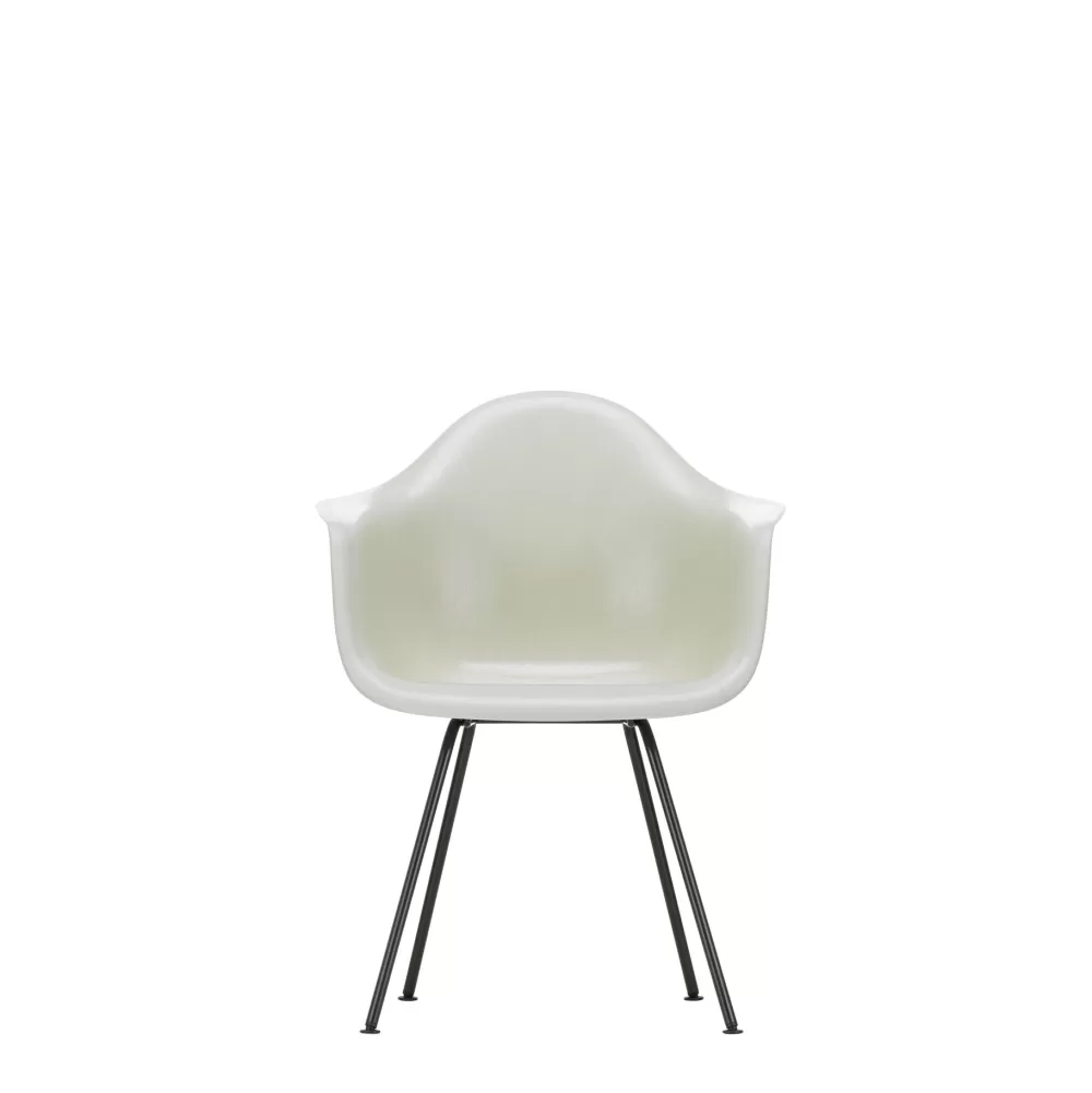 Sedie^Vitra Eames Fiberglass Armchairs Dax | Poltroncina - Eames Parchment - Nero Liscio