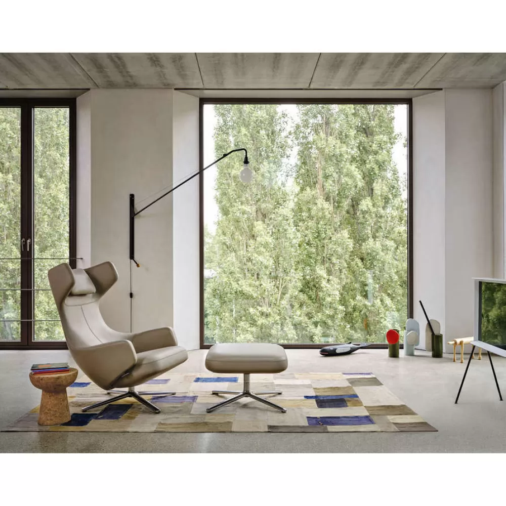 Poltrone Singole^Vitra Grand Repos & Ottoman | Poltrona E Poggiapiedi | Pelle Argilla