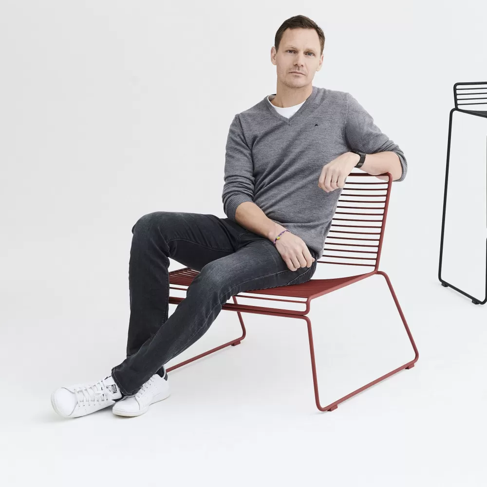 Divani E Poltrone^HAY Hee Lounge Chair - Poltrona - Ruggine