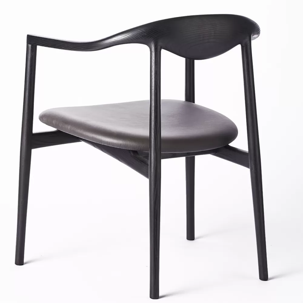 Sedie^Brdr. Krüger Jari Dining Chair | Sedia | Frassino Nero-Pelle Nera