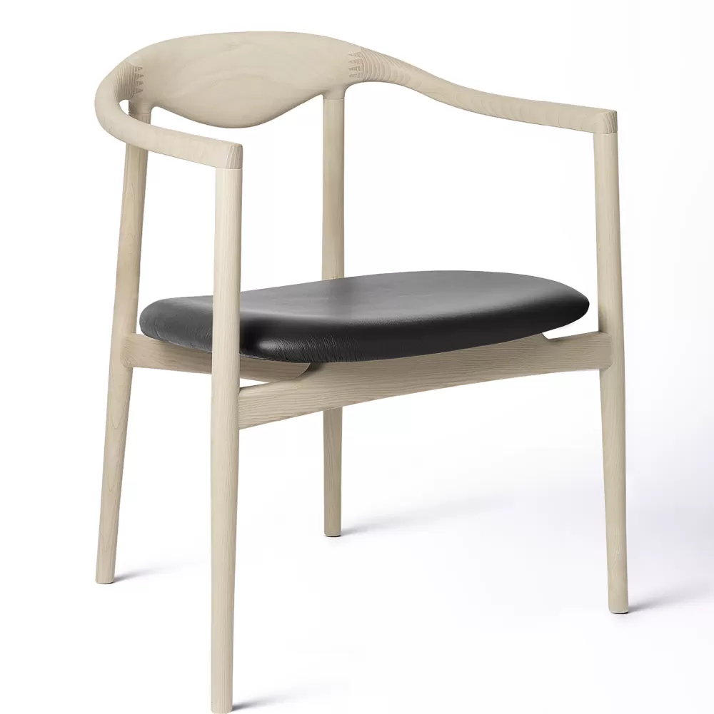 Sedie^Brdr. Krüger Jari Dining Chair | Sedia | Frassino-Pelle Nera