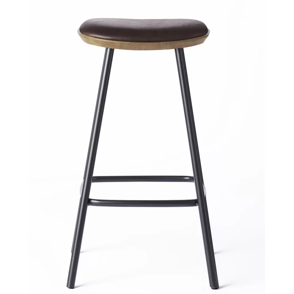 Sgabelli^Brdr. Krüger Pauline Bar Stool H65 | Sgabello | Metallo-Rovere-Pelle Marrone