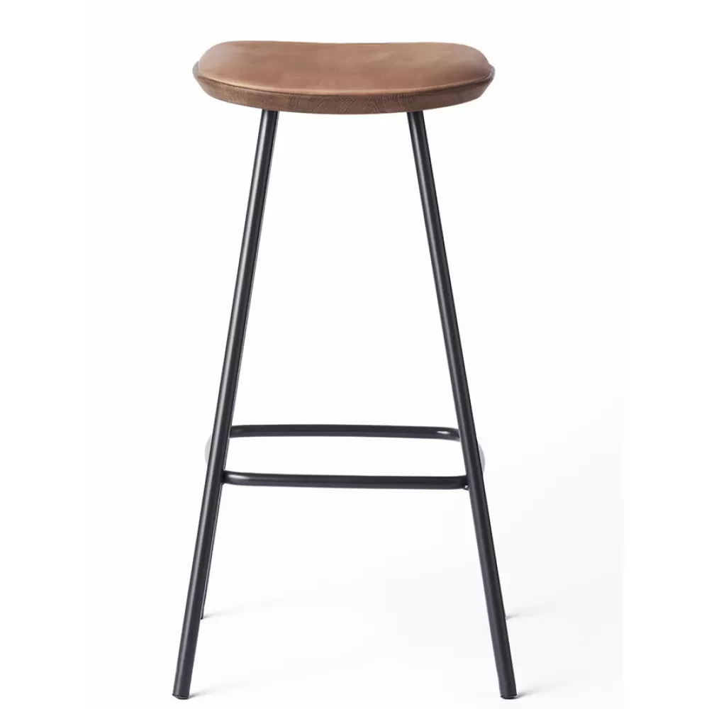 Sgabelli^Brdr. Krüger Pauline Bar Stool H75 | Sgabello | Metallo-Rovere Fume-Pelle Cognac