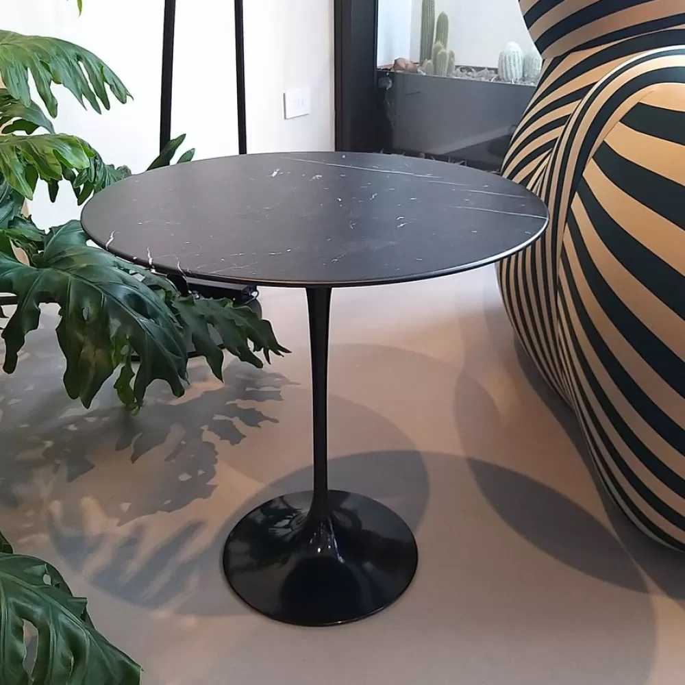 Tavolini^Knoll Saarinen Tulip | Tavolino | Nero Marquina - Ex Display